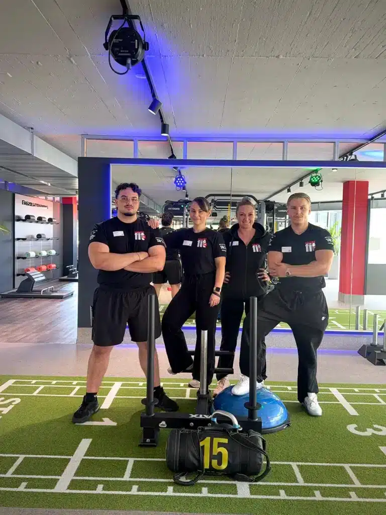 L’équipe de coachs de clever fit Pfäffikon se réjouit de ta visite !