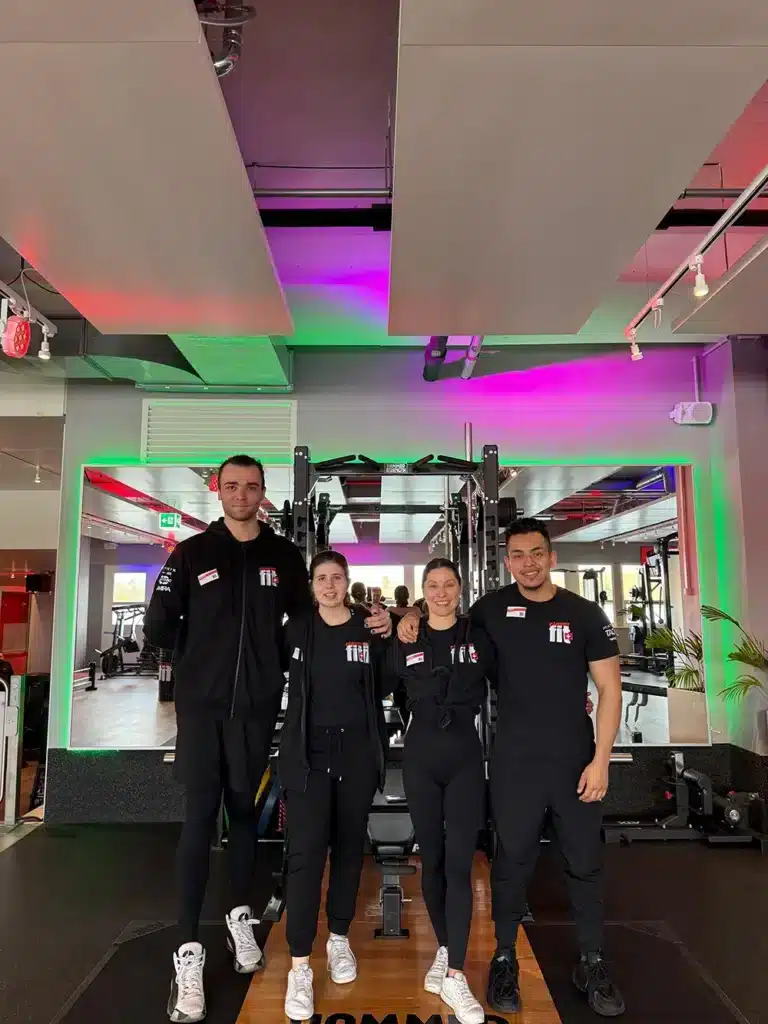 Das Trainerteam vom clever fit Rümlang freut sich auf deinen Besuch!