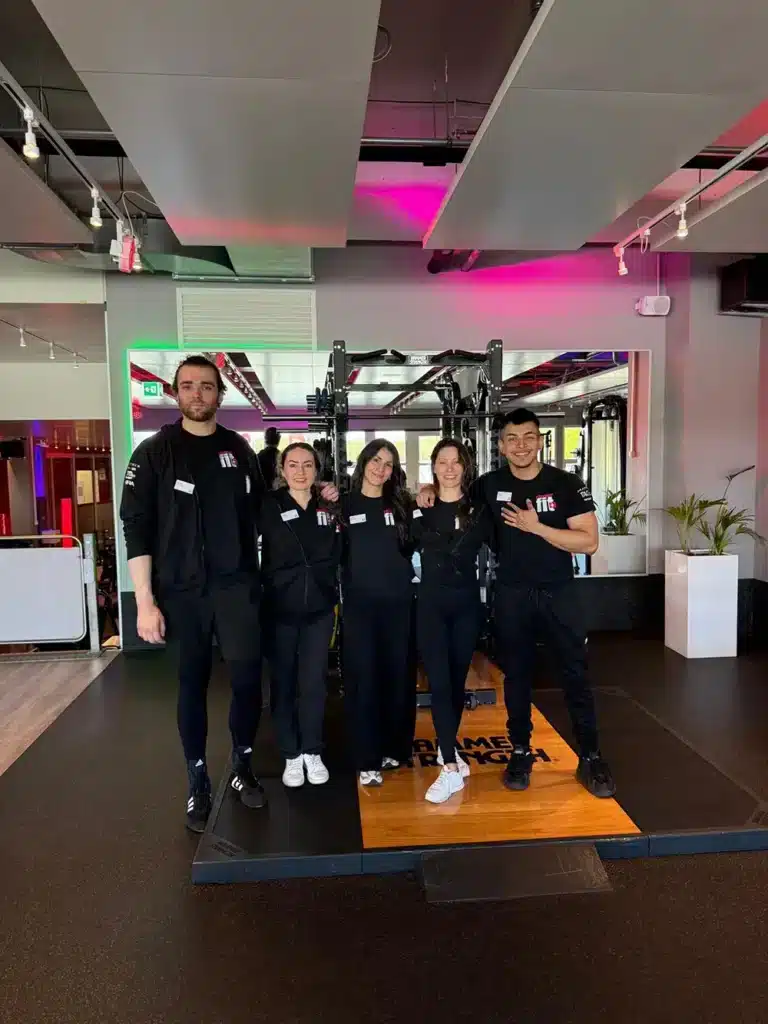 Das Trainerteam vom clever fit Rümlang freut sich auf deinen Besuch!
