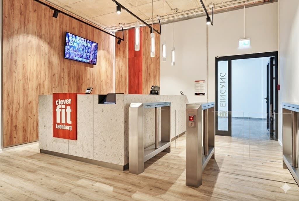 clever fit Leonberg - Eingang